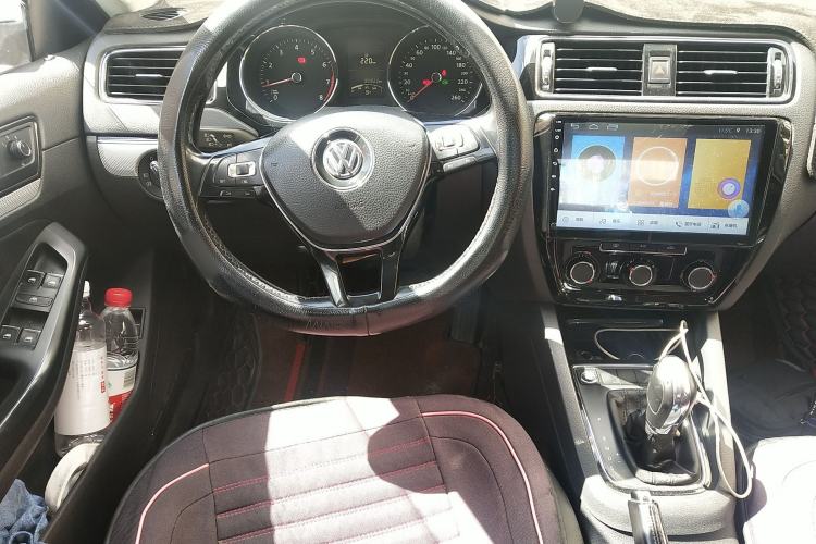 Used Volkswagen Sagitar 2017 1.6L Automatic Comfort Model Steering Wheel