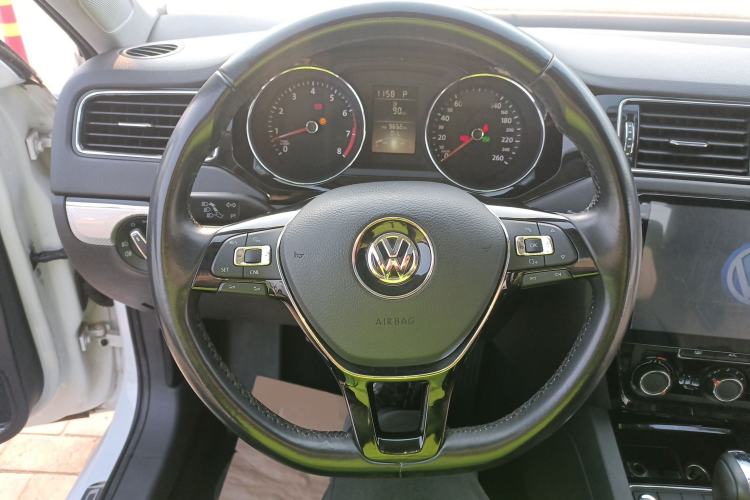 Used Volkswagen Sagitar 2017 1.6L Automatic Comfort Model Steering Wheel