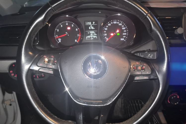 Used Volkswagen Sagitar 2017 1.6L Automatic Comfort Model Steering Wheel