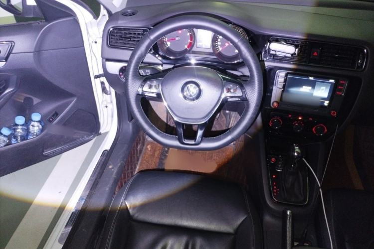 Used Volkswagen Sagitar 2017 1.6L Automatic Comfort Model Steering Wheel