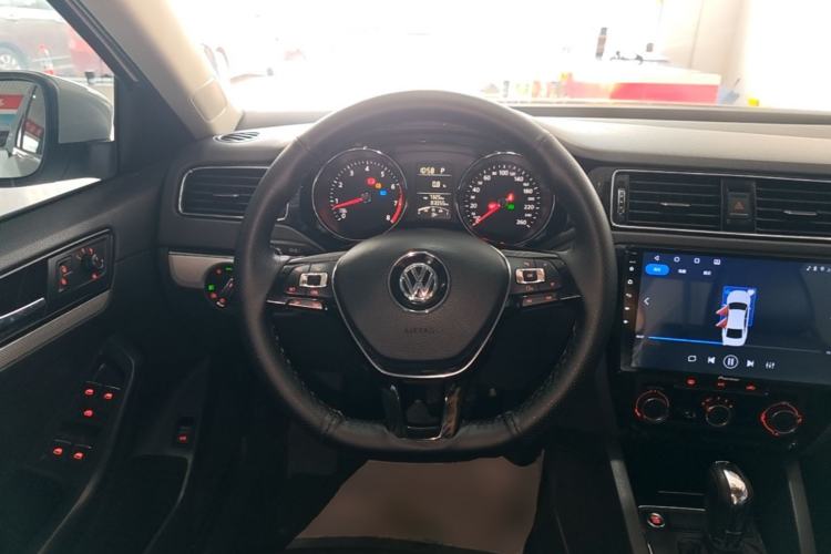 Used Volkswagen Sagitar 2017 1.6L Automatic Comfort Model Steering Wheel