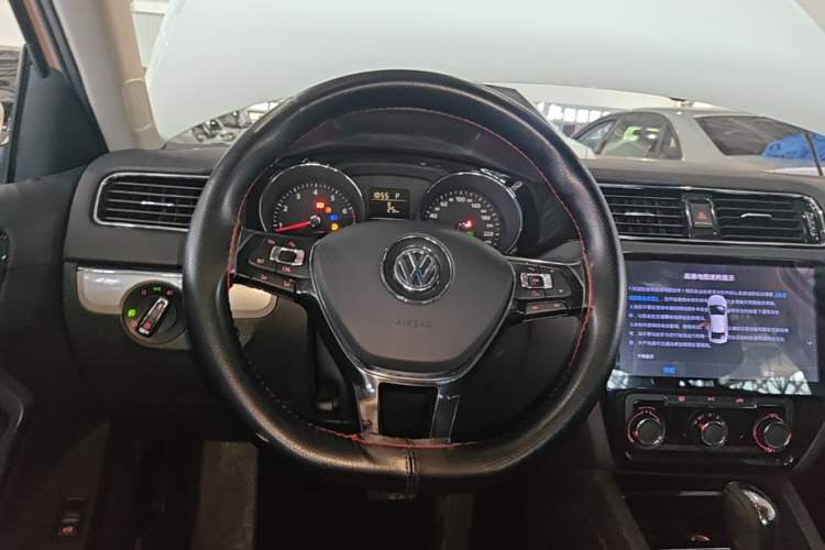 Used Volkswagen Sagitar 2017 1.6L Automatic Comfort Model Steering Wheel
