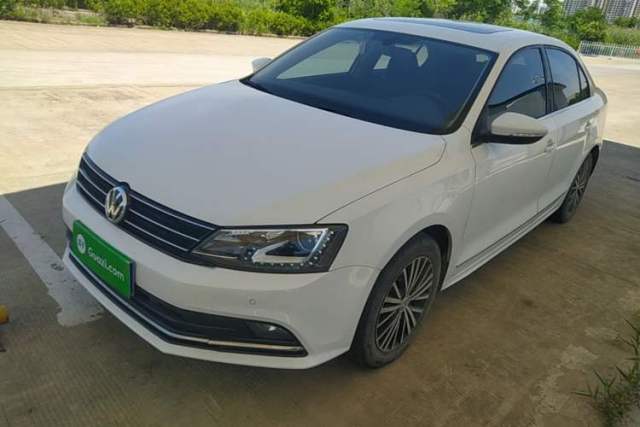 Used Volkswagen Sagitar 2017 230TSI Automatic Luxury Edition