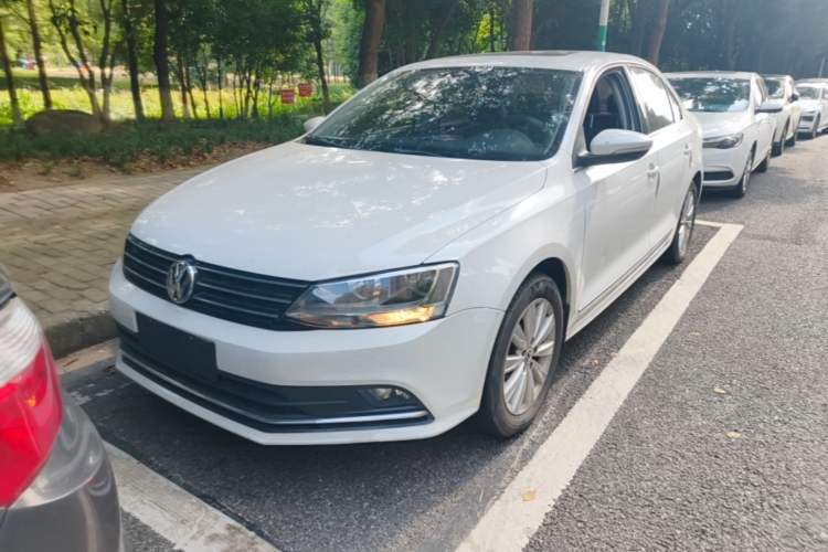 Ojetý Volkswagen Sagitar 2017 1.6L Automatic Comfort Model Guazi used car, China used car export, Used car for sale, Used  cars, Cheapest cars for sale