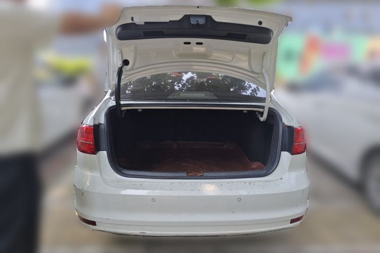 Used Volkswagen Sagitar 2017 1.6L Automatic Comfort Model Trunk