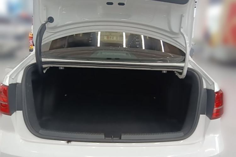 Used Volkswagen Sagitar 2017 230TSI Automatic Comfort Version Trunk