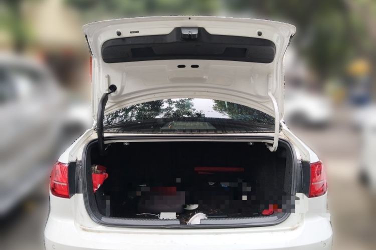 Used Volkswagen Sagitar 2017 230TSI Automatic Comfort Version Trunk