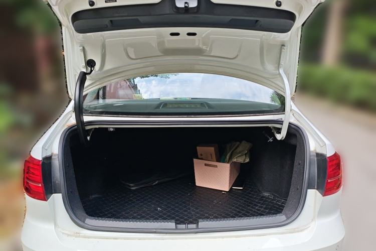 Used Volkswagen Sagitar 2017 1.6L Automatic Comfort Model Trunk
