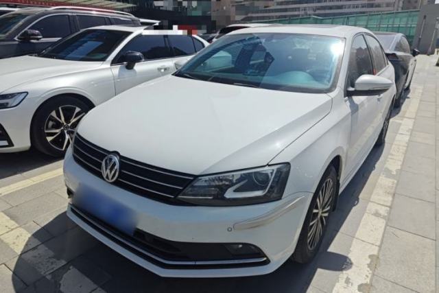 Used Volkswagen Sagitar 2017 230TSI Automatic Luxury Edition