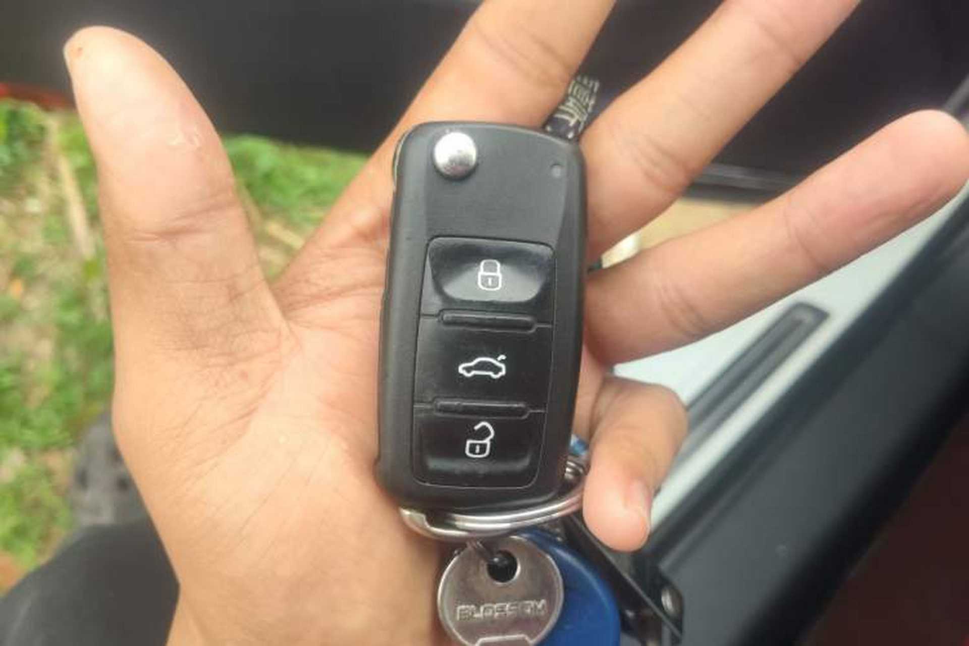 Used Volkswagen Sagitar 2017 1.6L Manual Comfort Model Vehicle Key