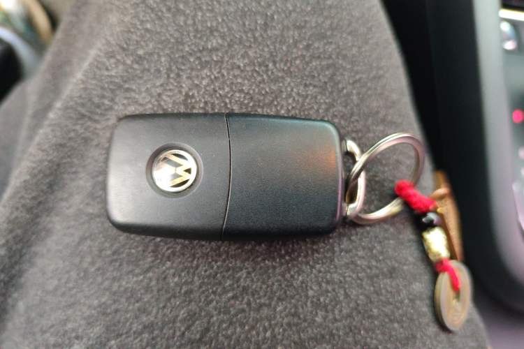 Used Volkswagen Sagitar 2017 1.6L Automatic Comfort Model Vehicle Key