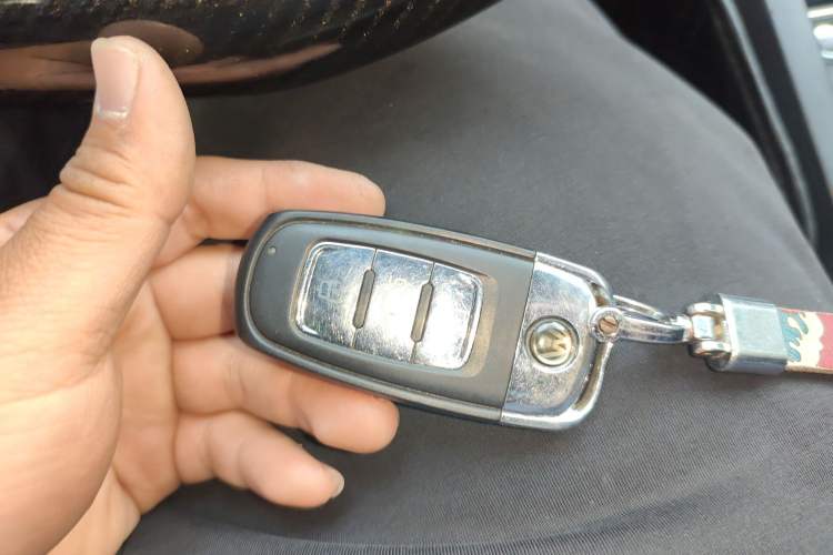 Used Volkswagen Sagitar 2017 1.6L Automatic Comfort Model Vehicle Key