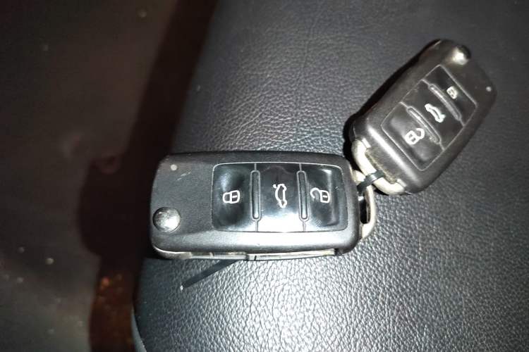 Used Volkswagen Sagitar 2017 180TSI Automatic Luxury Edition Vehicle Key