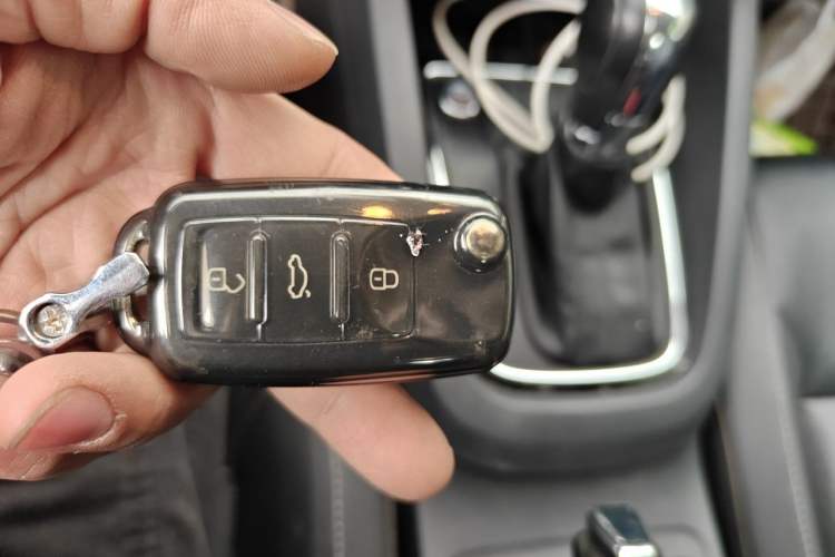 Used Volkswagen Sagitar 2017 1.6L Automatic Comfort Model Vehicle Key