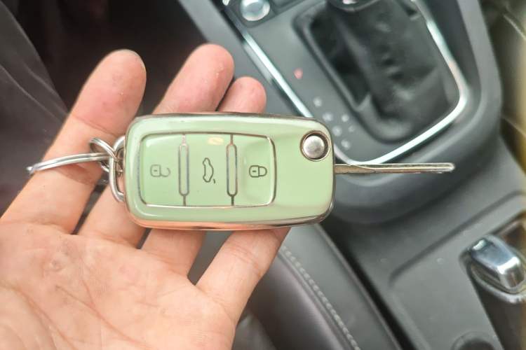 Used Volkswagen Sagitar 2017 180TSI Automatic Leading Model Vehicle Key