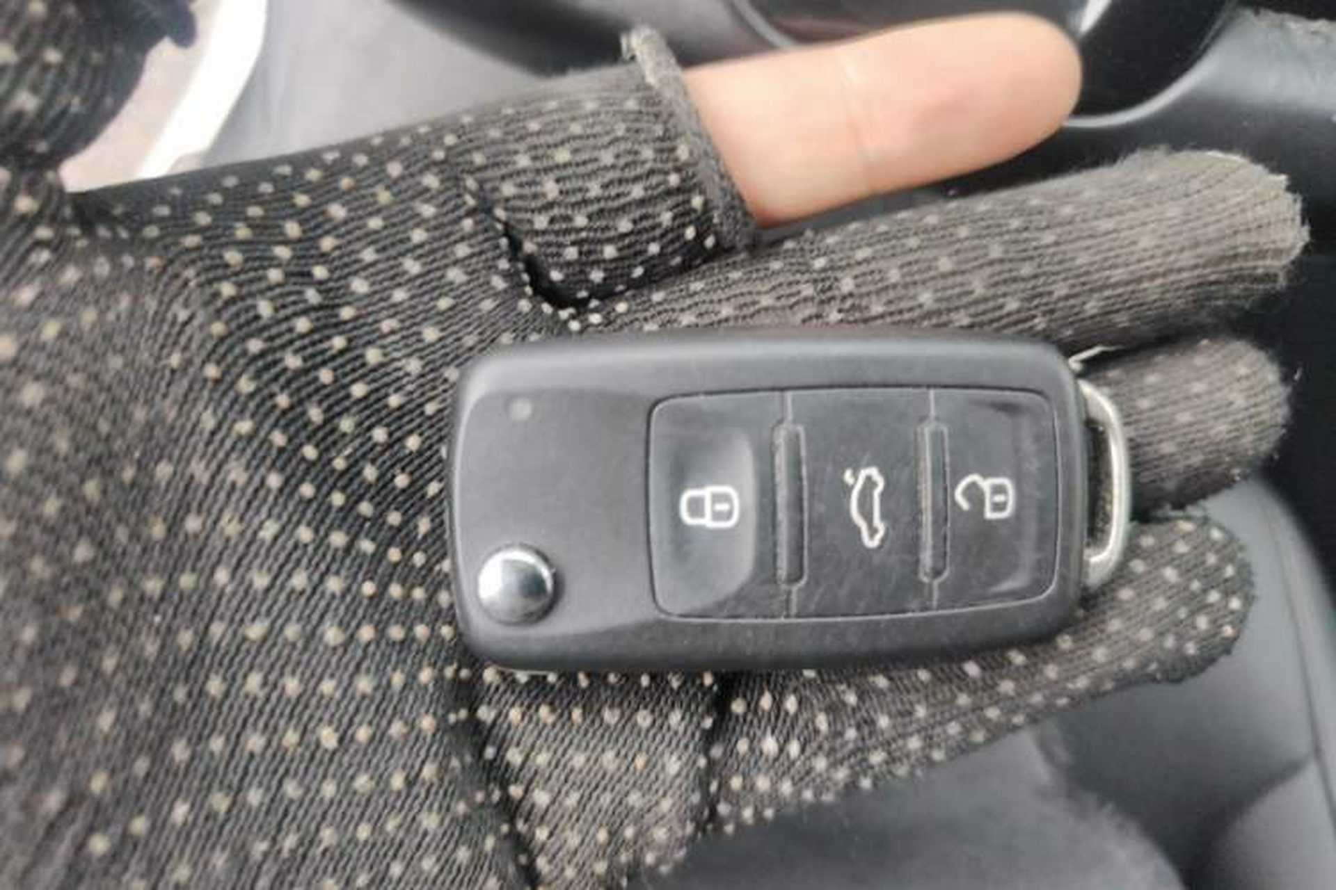 Used Volkswagen Sagitar 2017 1.6L Automatic Comfort Model Vehicle Key