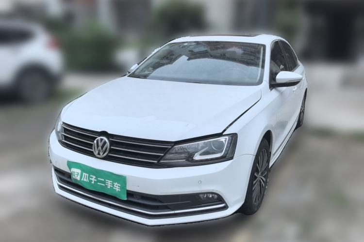 Used Volkswagen Sagitar 2017 230TSI Automatic Luxury Edition Guazi used car, China used car export, Used car for sale, Used  cars, Cheapest cars for sale