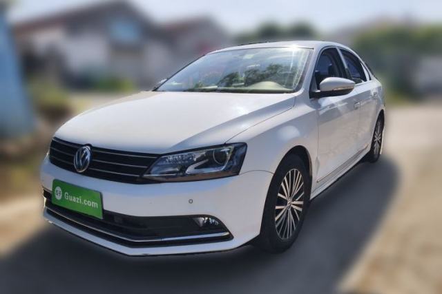 Used Volkswagen Sagitar 2017 230TSI Manual Luxury Model