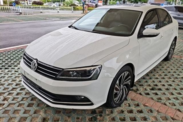 Used Volkswagen Sagitar 2017 180TSI Automatic Luxury Edition