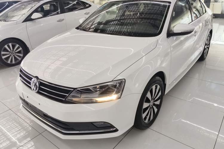Used Volkswagen Sagitar 2017 1.6L Automatic Comfort Model Guazi used car, China used car export, Used car for sale, Used cars, Cheapest cars for sale