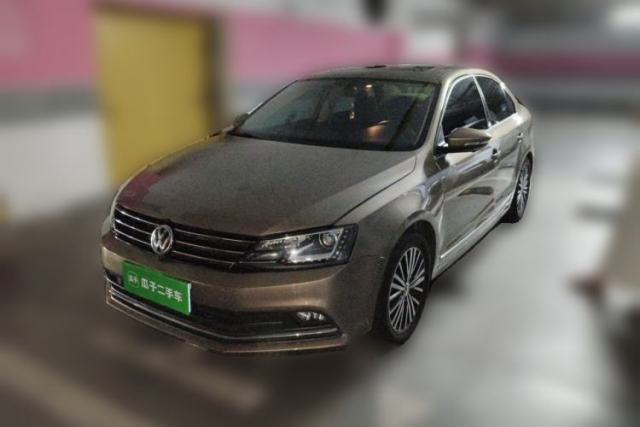Volkswagen Sagitar 2017 230TSI Automatic Luxury Edition d’occasion