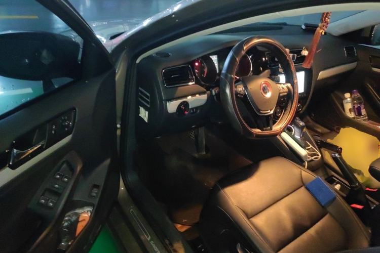 Used Volkswagen Sagitar 2017 1.6L Automatic Comfort Model Driver Seat