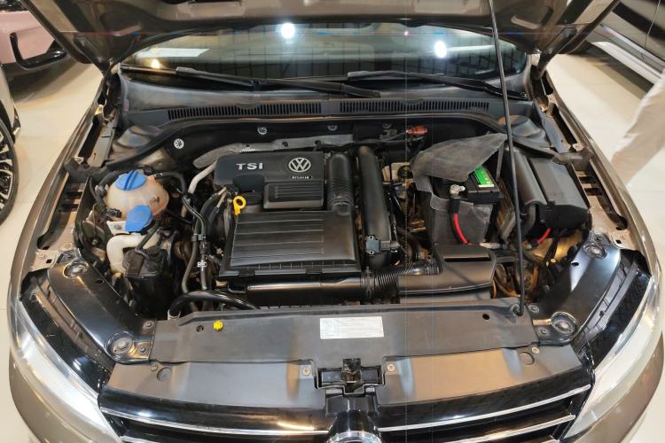 Used Volkswagen Sagitar 2017 230TSI Automatic Comfort Version Engine Bay