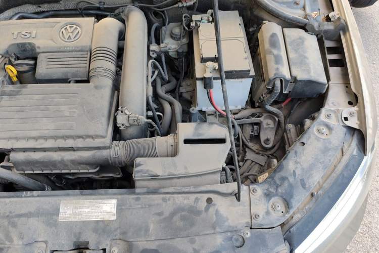 Used Volkswagen Sagitar 2017 180TSI Automatic Leading Model Engine Bay Left