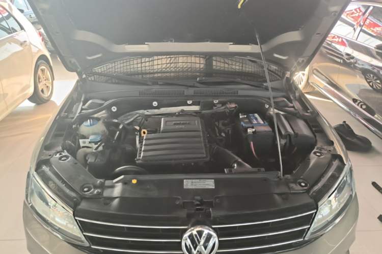 Used Volkswagen Sagitar 2017 1.6L Automatic Comfort Model Engine Bay