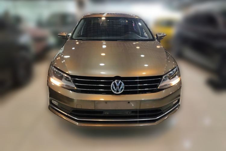 Used Volkswagen Sagitar 2017 230TSI Automatic Comfort Version Front