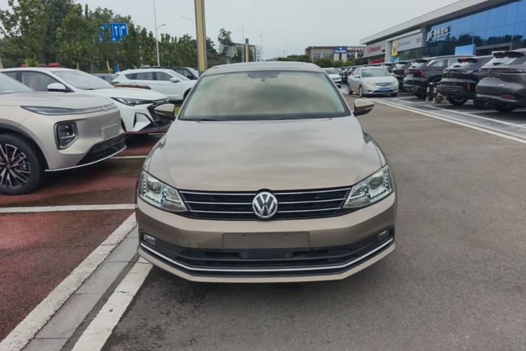 Used Volkswagen Sagitar 2017 1.6L Automatic Comfort Model Front