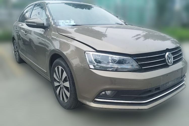 Used Volkswagen Sagitar 2017 230TSI Automatic Comfort Version Front Right 45 Deg