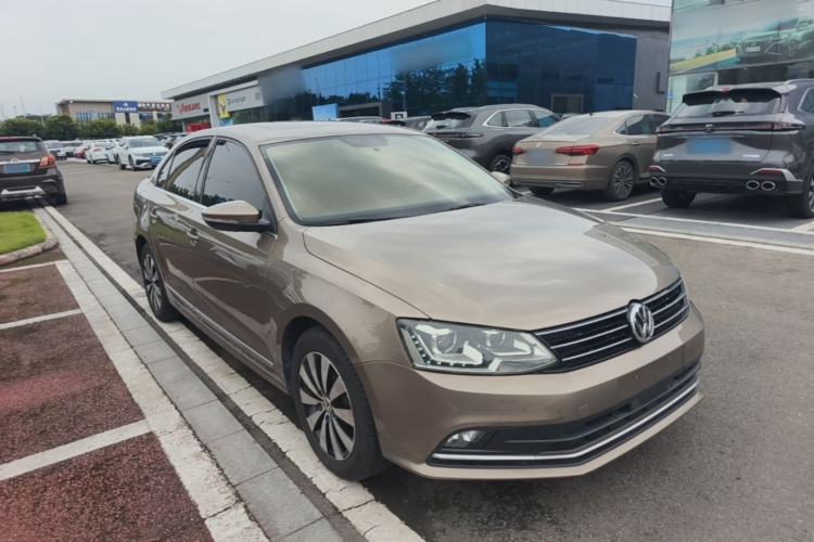 Used Volkswagen Sagitar 2017 1.6L Automatic Comfort Model Front Right 45 Deg