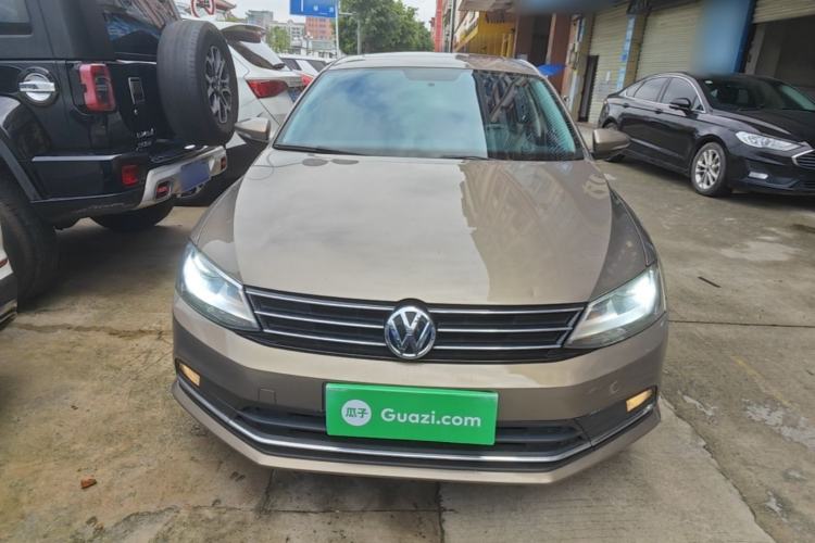 Used Volkswagen Sagitar 2017 1.6L Automatic Comfort Model Front