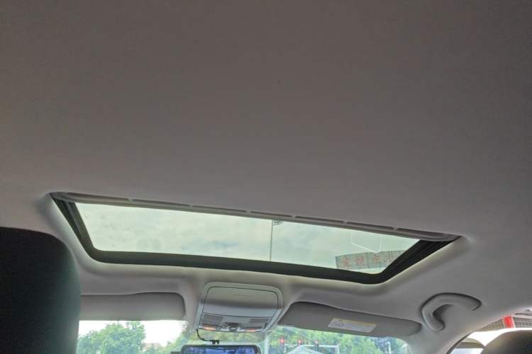 Used Volkswagen Sagitar 2017 1.6L Automatic Comfort Model Headliner