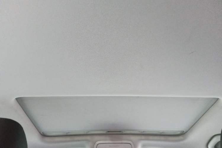 Used Volkswagen Sagitar 2017 1.6L Automatic Comfort Model Headliner