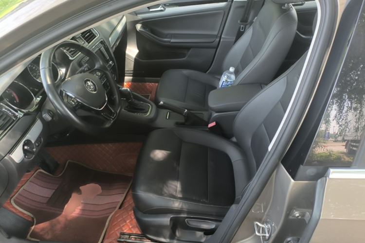 Used Volkswagen Sagitar 2017 1.6L Automatic Comfort Model Left Front Seat