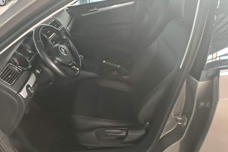 Used Volkswagen Sagitar 2017 1.6L Automatic Comfort Model Left Front Seat