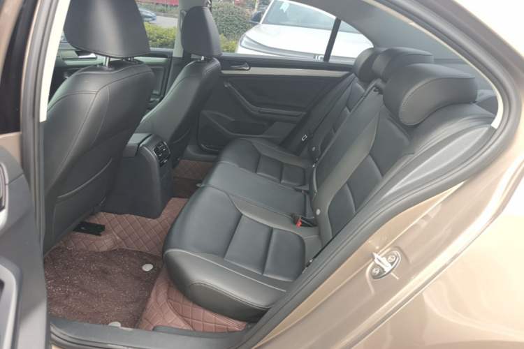 Used Volkswagen Sagitar 2017 1.6L Automatic Comfort Model Left Rear Seat