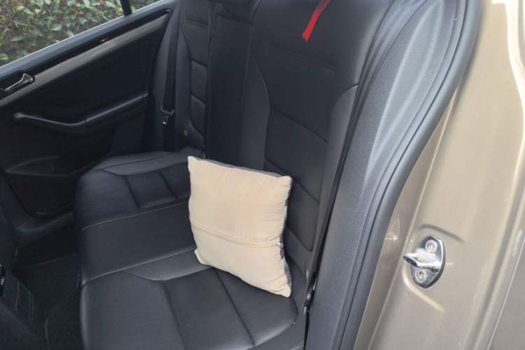 Used Volkswagen Sagitar 2017 230TSI Automatic Comfort Version Left Rear Seat