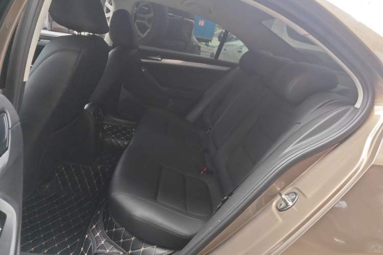 Used Volkswagen Sagitar 2017 1.6L Automatic Comfort Model Left Rear Seat