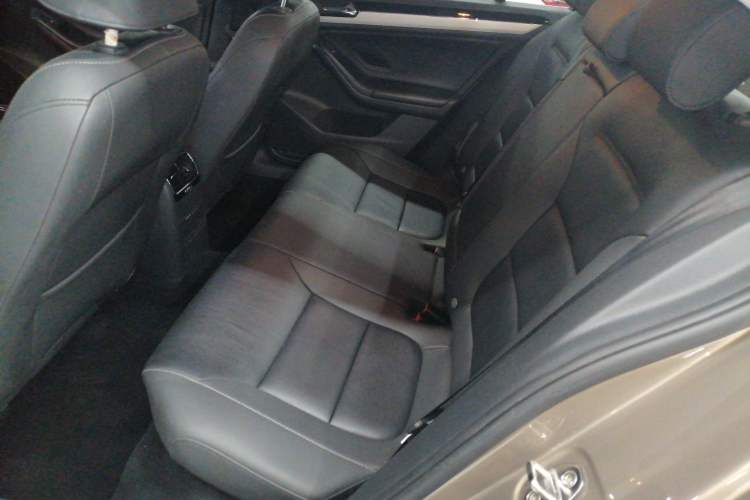 Used Volkswagen Sagitar 2017 230TSI Automatic Comfort Version Left Rear Seat