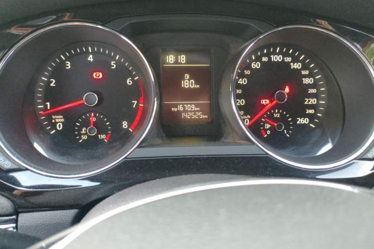 Used Volkswagen Sagitar 2017 230TSI Manual Comfort Model Odometer Close Up
