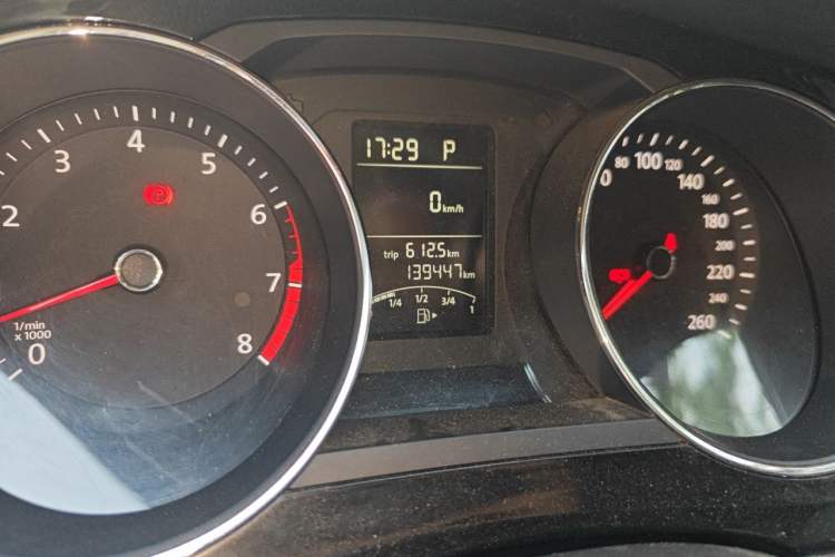 Used Volkswagen Sagitar 2017 1.6L Automatic Comfort Model Odometer Close Up