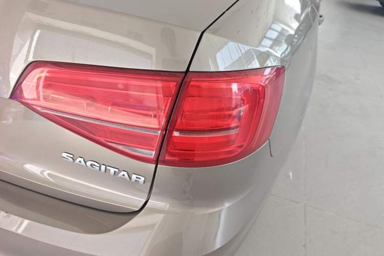 Used Volkswagen Sagitar 2017 1.6L Automatic Comfort Model Right Rear Taillight