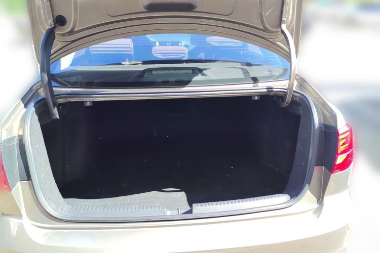 Used Volkswagen Sagitar 2017 230TSI Automatic Comfort Version Trunk