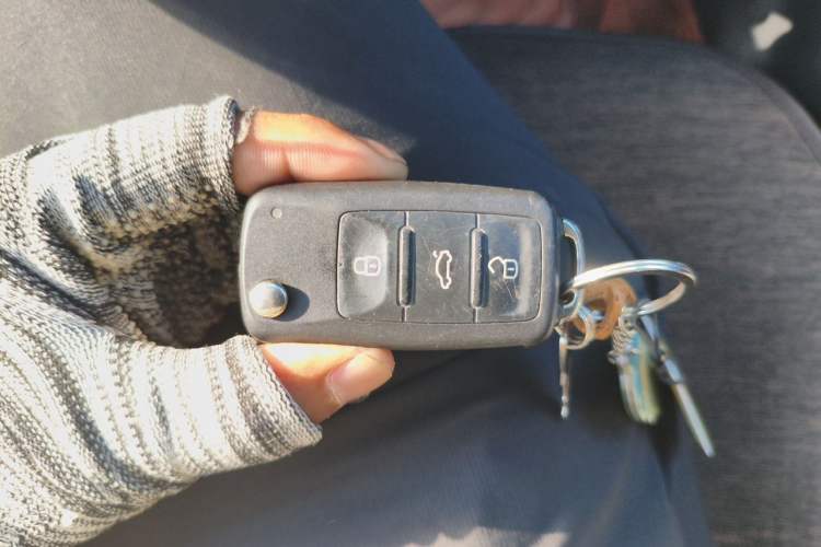 Used Volkswagen Sagitar 2017 230TSI Automatic Comfort Version Vehicle Key