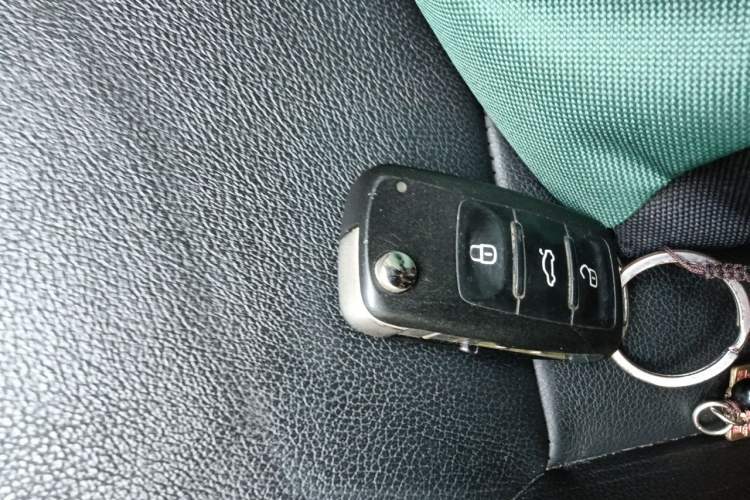 Used Volkswagen Sagitar 2017 1.6L Automatic Comfort Model Vehicle Key