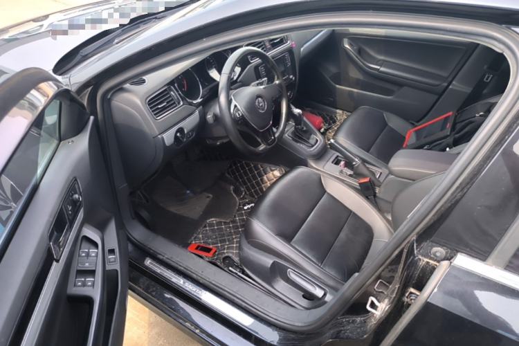 Used Volkswagen Sagitar 2018 280TSI DSG Comfort Model Driver Seat