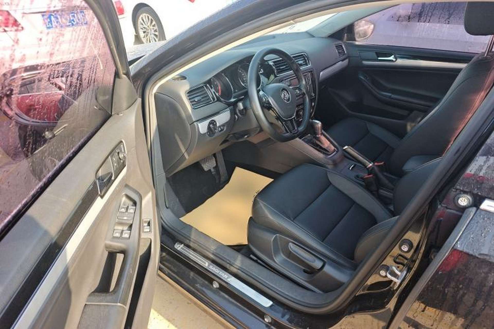 Used Volkswagen Sagitar 2018 180TSI DSG Prestige Edition Driver Seat